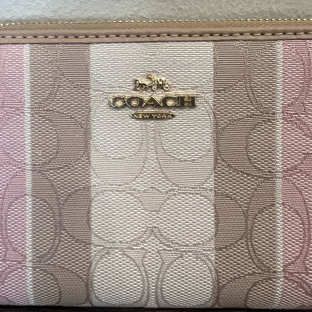NWOT - Coach Signature Stripe Zip Wallet in Pink, Beige, Cream - Picture 7 of 15